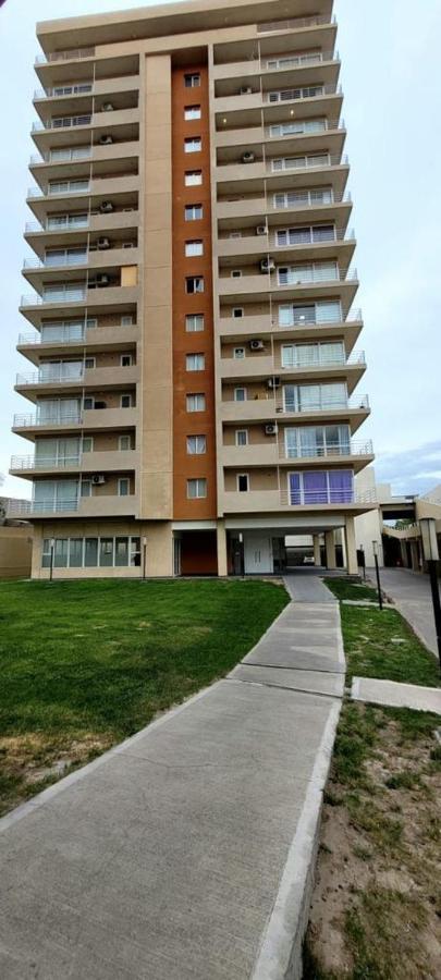 Jardines De Esmeralda Cipolletti Apartment Exterior photo