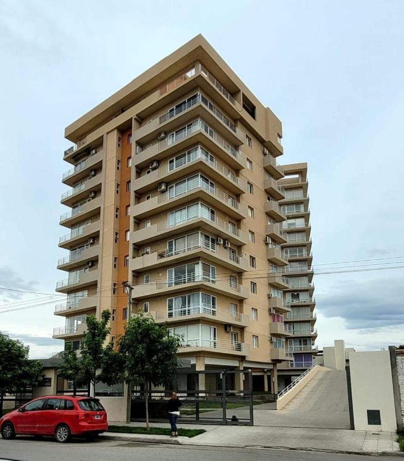 Jardines De Esmeralda Cipolletti Apartment Exterior photo